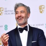 ONE PIECE: Taika Waititi shows up on a romantic date with a legendary sweatshirt