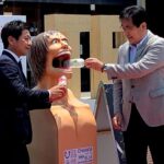 The attack of the giants on the environment: themed rubbish bins arrive in Japan The attack of the giants on the environment: themed rubbish bins arrive in Japan