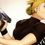 Fullmetal Alchemist: a cosplay of Riza Hawkeye, Mustang’s shoulder in action Fullmetal Alchemist: a cosplay of Riza Hawkeye, Mustang’s shoulder in action