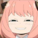 Spy x Family: Anya with a smug face in this cheeky cosplay Spy x Family: Anya with a smug face in this cheeky cosplay